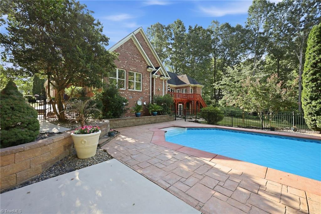 5807 Autumn Gate Drive Oak Ridge, NC 27310 - Photo 39 of 44 Gallery Image 39