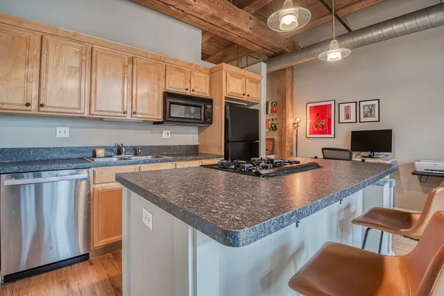 $2,400 | 625 West Jackson Boulevard, Unit 503, Chicago, IL 60661