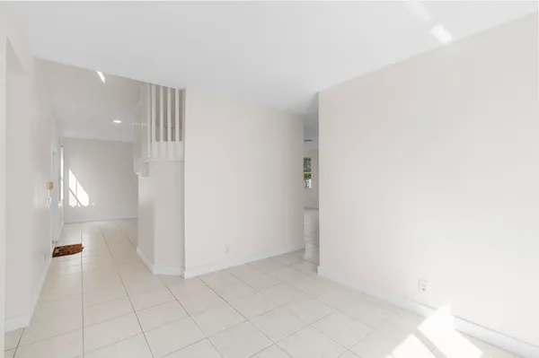 $4,600 | 872 Tanglewood Circle, Weston, FL 33327