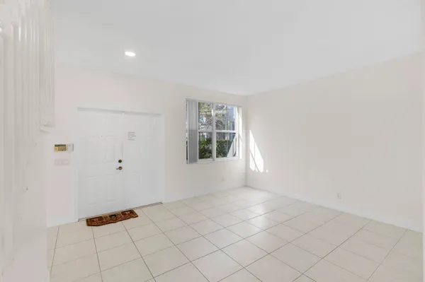 $4,600 | 872 Tanglewood Circle, Weston, FL 33327