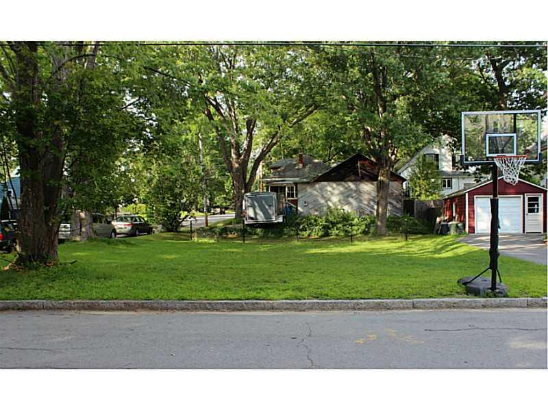 75 Mabel Street Portland, ME 04103 - Photo 2 of 21 Yard/Garden.