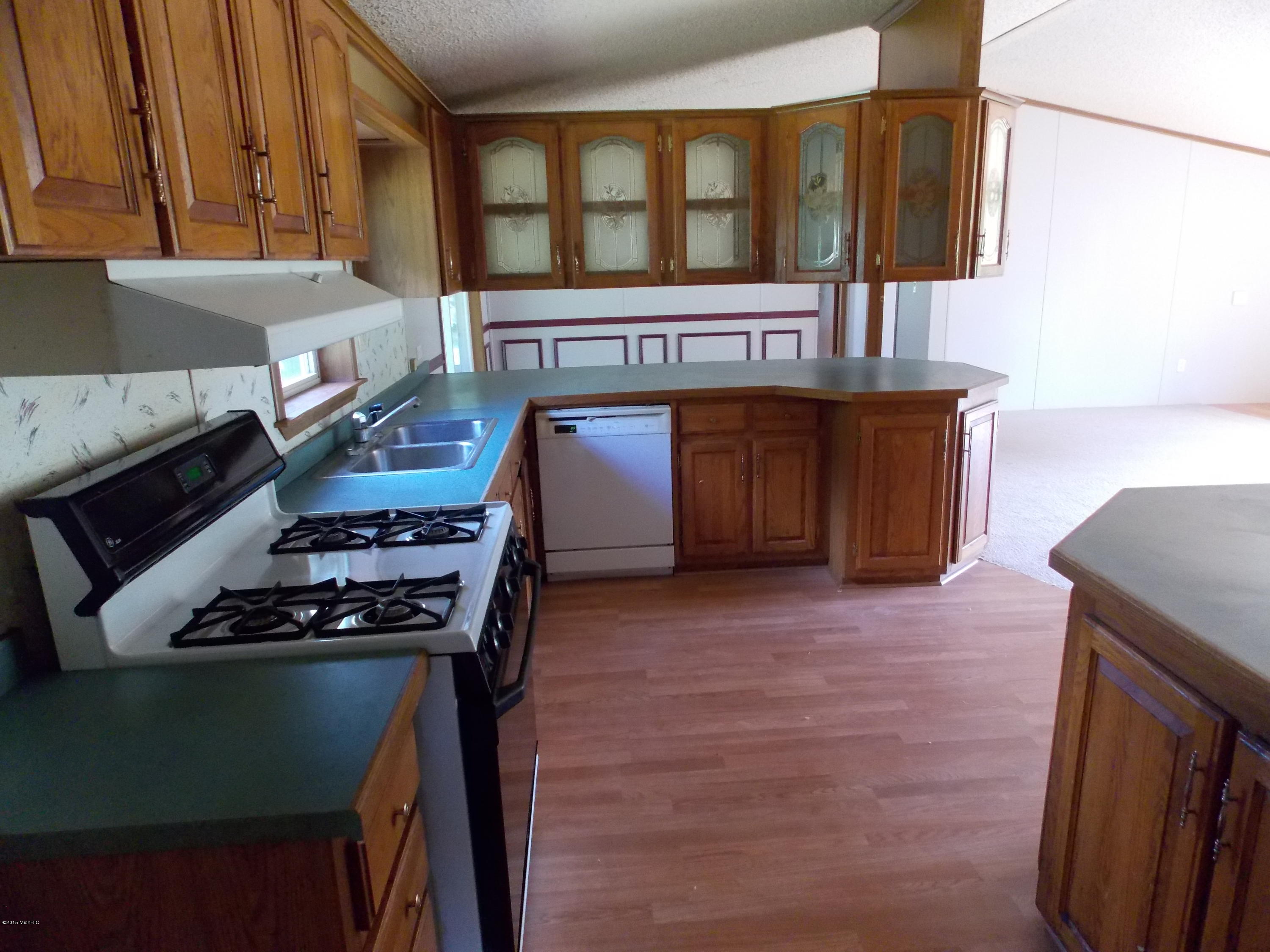 12720 Farr Road Ravenna, MI 49451 - Photo 6 of 15 2015-09-18 01.51.32