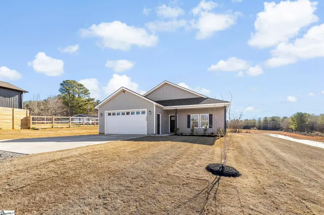 $369,900 | 369 Scenic Avenue, Campobello, SC 29322