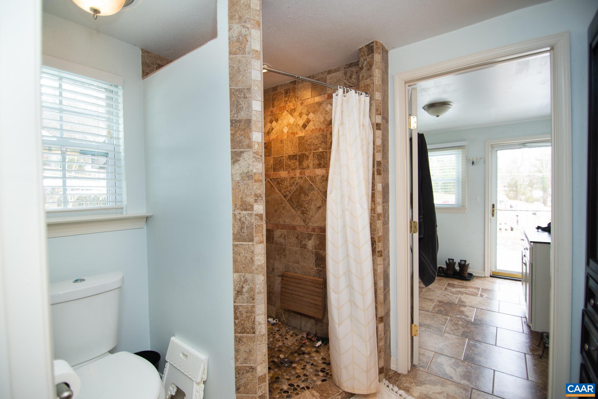 1688 Buck Road Crozet, VA 22932 - Photo 12 of 23 Gallery Image 12