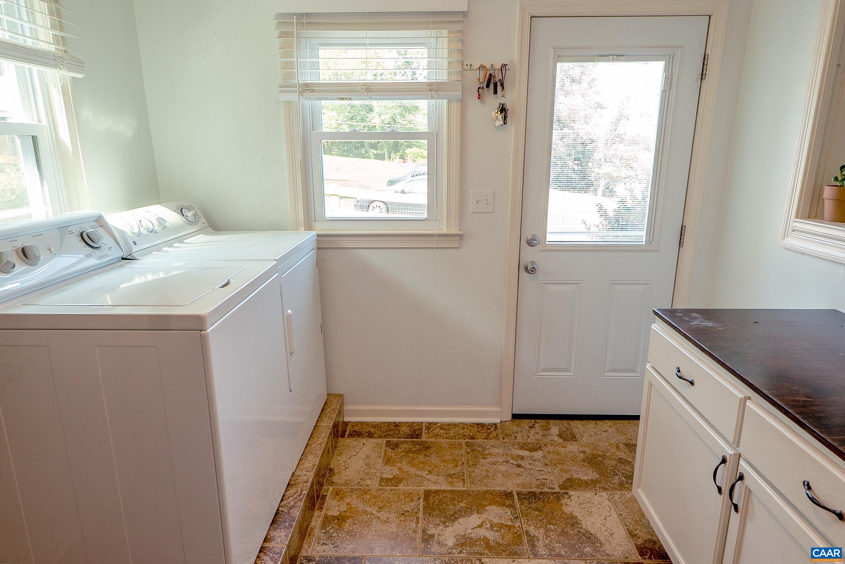 1688 Buck Road Crozet, VA 22932 - Photo 19 of 23 Gallery Image 19