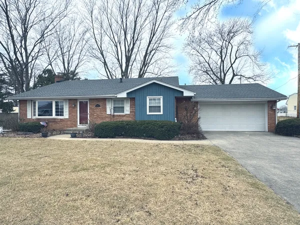 $325,900 | 1496 West Lotus Lane, Kankakee, IL 60901