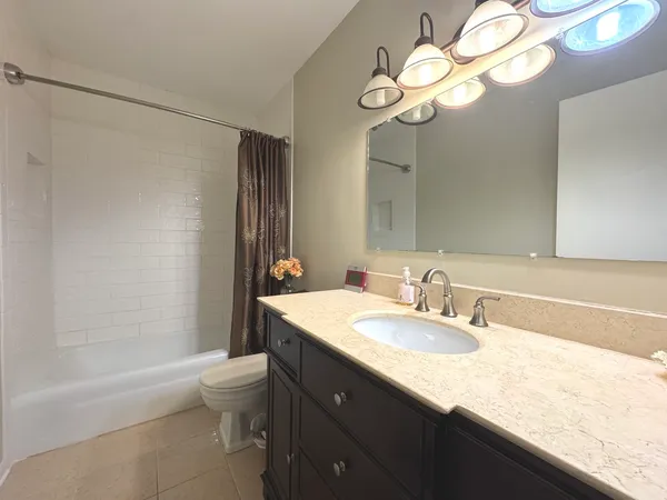 $325,900 | 1496 West Lotus Lane, Kankakee, IL 60901