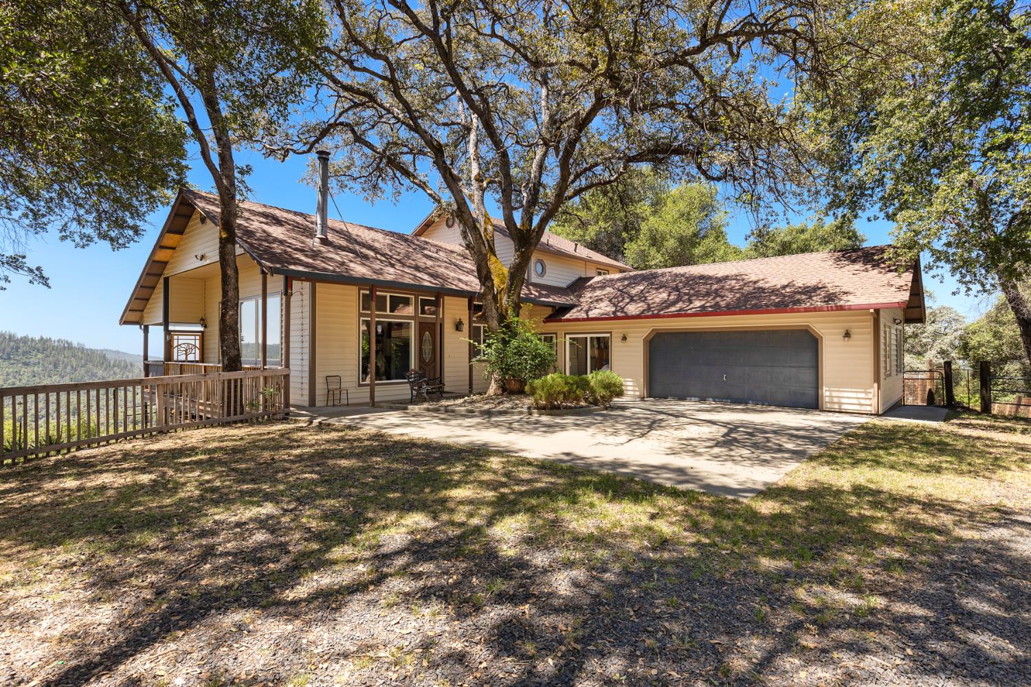 188 Patton Peak Road Oroville, CA 95965 - Photo 1 of 46