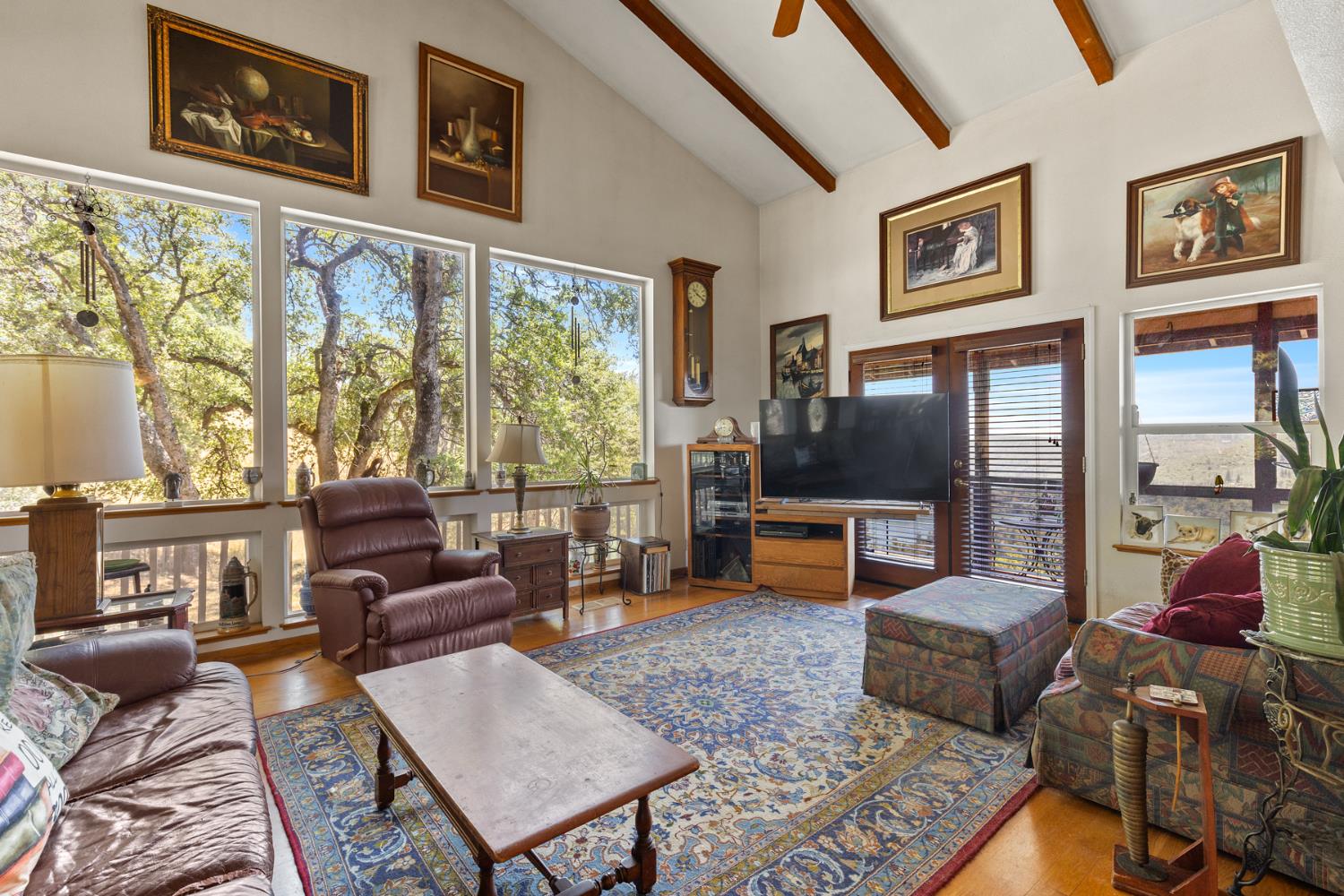 188 Patton Peak Road Oroville, CA 95965 - Photo 3 of 46