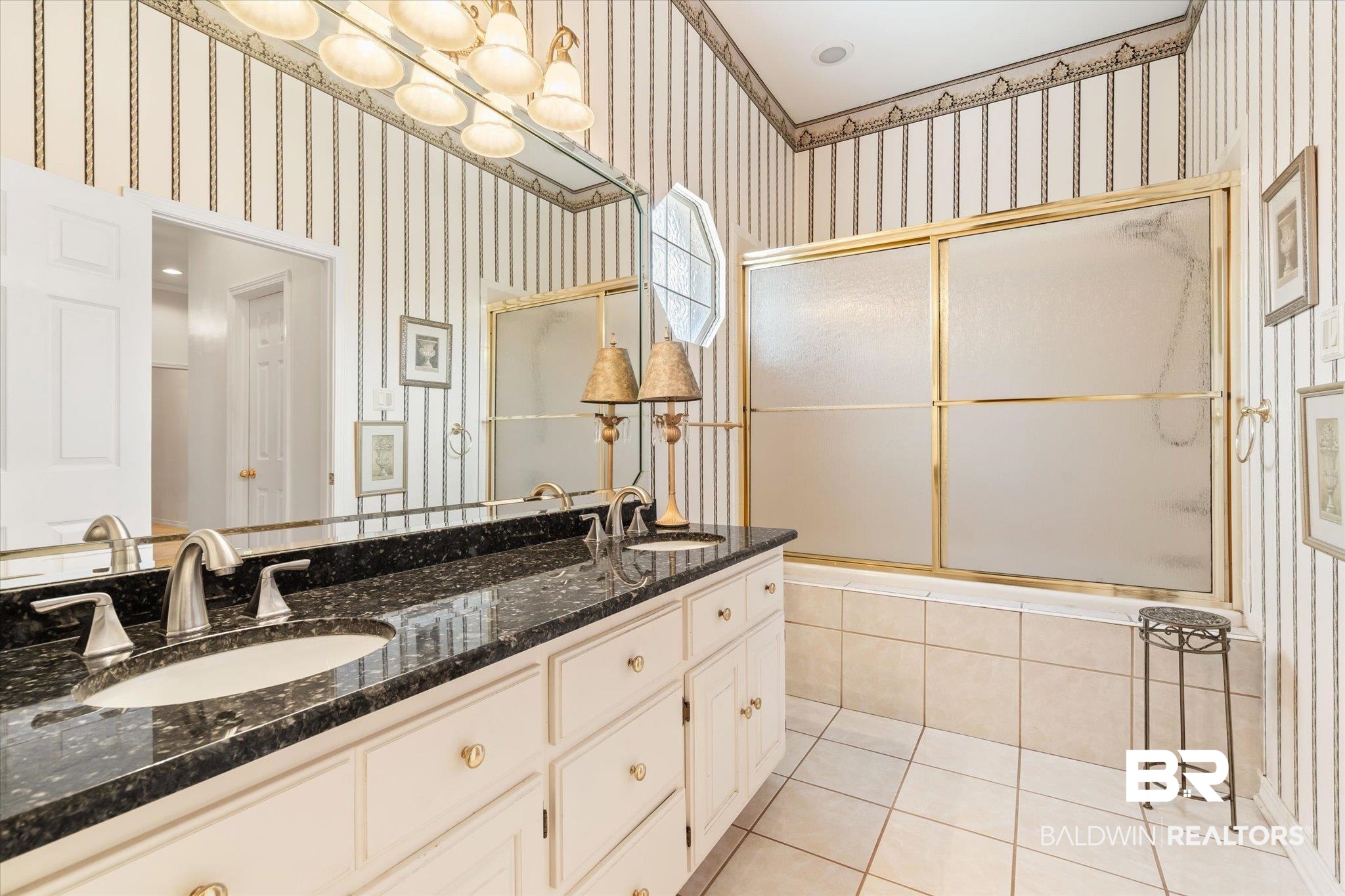 249 South Warren Street Mobile, AL 36602 - Photo 14 of 20
