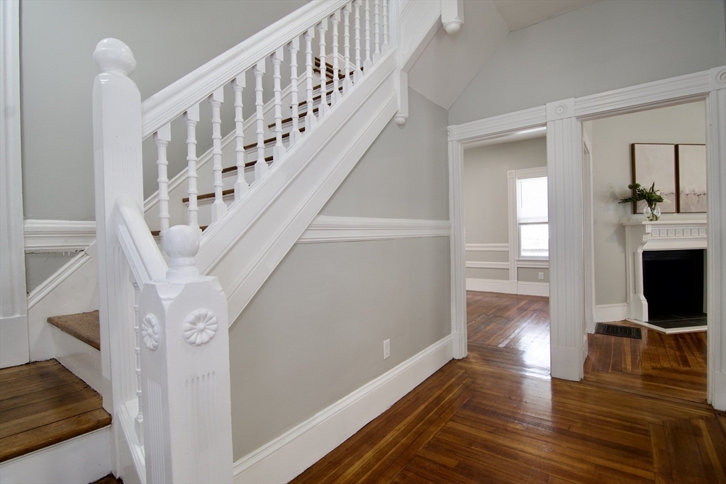 43 Princeton Street Springfield, MA 01109 - Photo 6 of 41