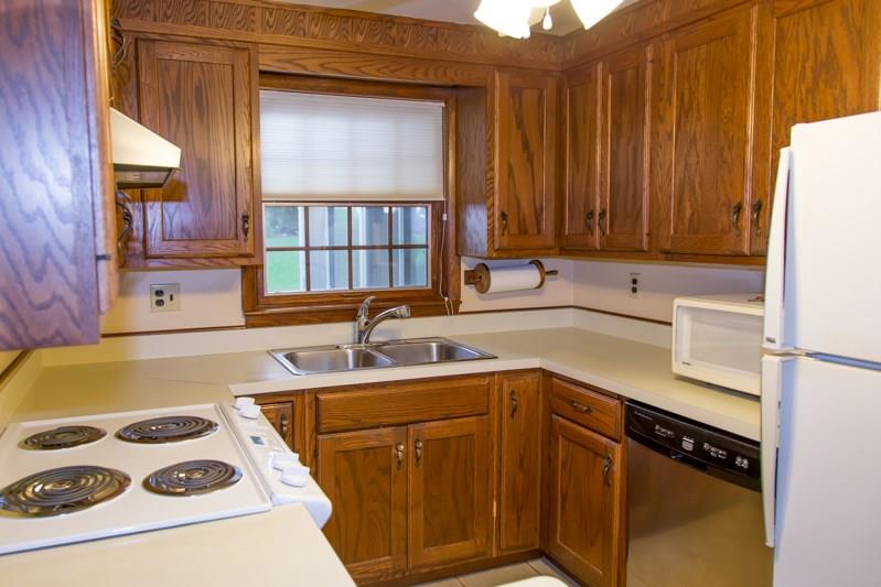 252 Orchard Spring Road Pittsburgh, PA 15220 - Photo 11 of 17 Gallery Image 11