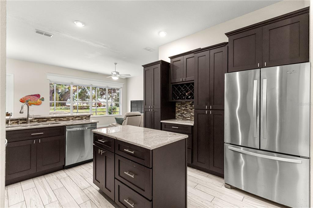 17187 Southeast 116th Court Road Summerfield, FL 34491 - Photo 6 of 59