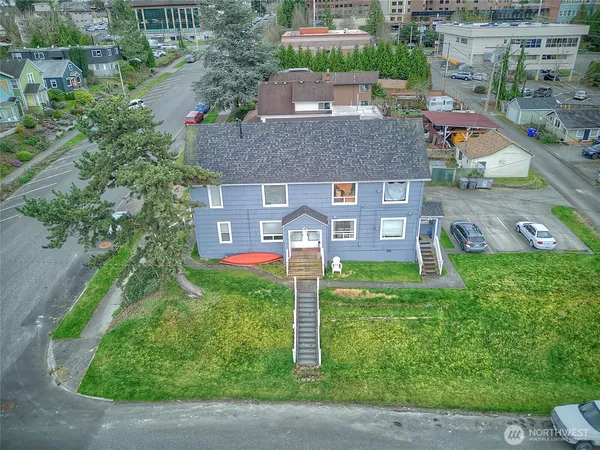 $905,500 | 1018 Wall Street, Everett, WA 98201