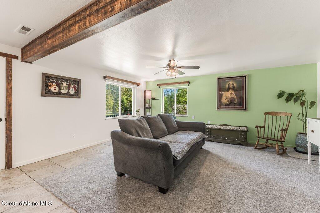 3183 Eastside Road Priest River, ID 83856 - Photo 17 of 85 Living Room