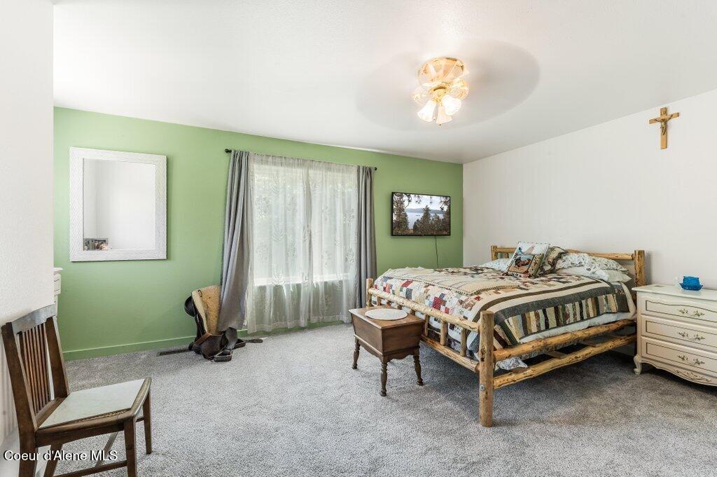 3183 Eastside Road Priest River, ID 83856 - Photo 27 of 85 Main Bedroom