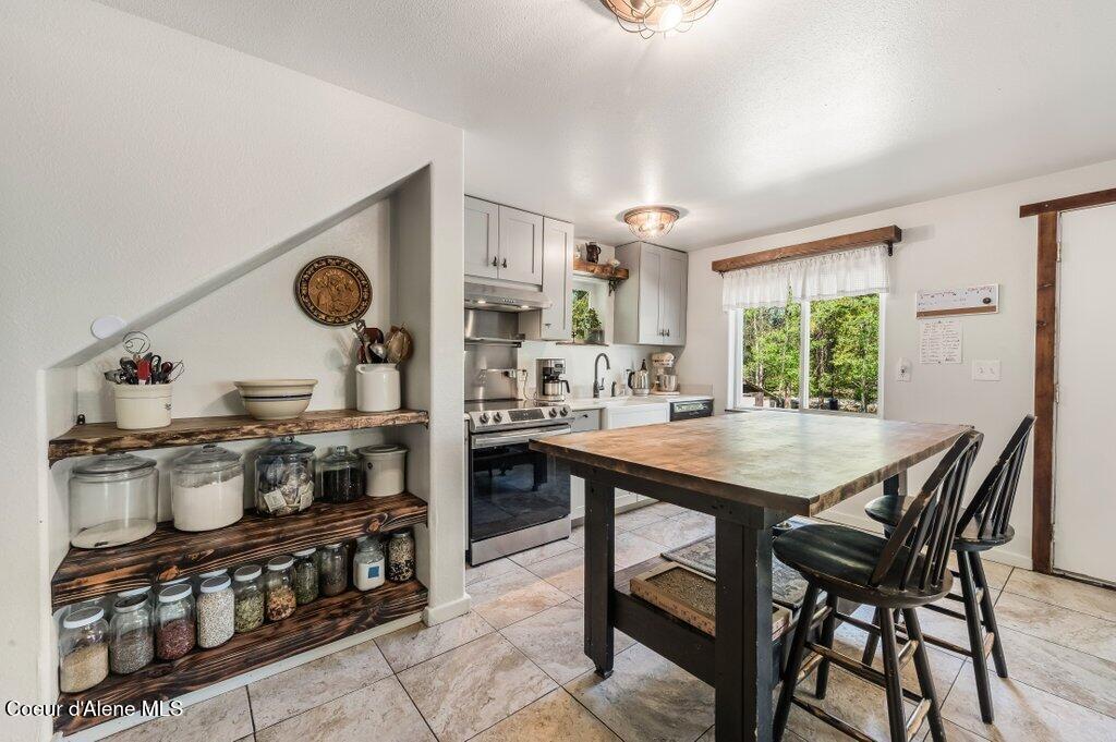 3183 Eastside Road Priest River, ID 83856 - Photo 7 of 85 Kitchen