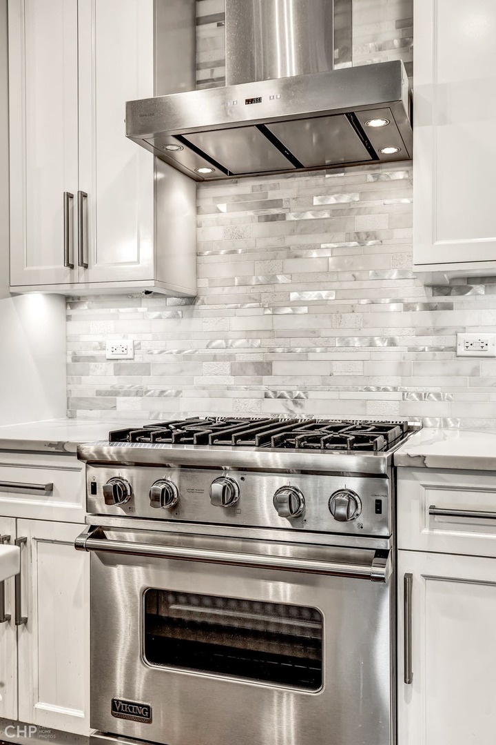 1418 West Fillmore Street, Unit 2E Chicago, IL 60607 - Photo 11 of 27