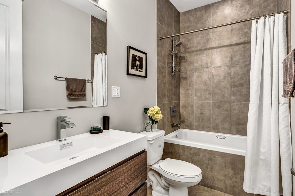 1418 West Fillmore Street, Unit 2E Chicago, IL 60607 - Photo 26 of 27