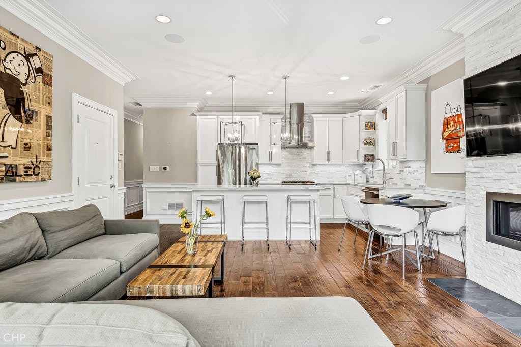 1418 West Fillmore Street, Unit 2E Chicago, IL 60607 - Photo 3 of 27