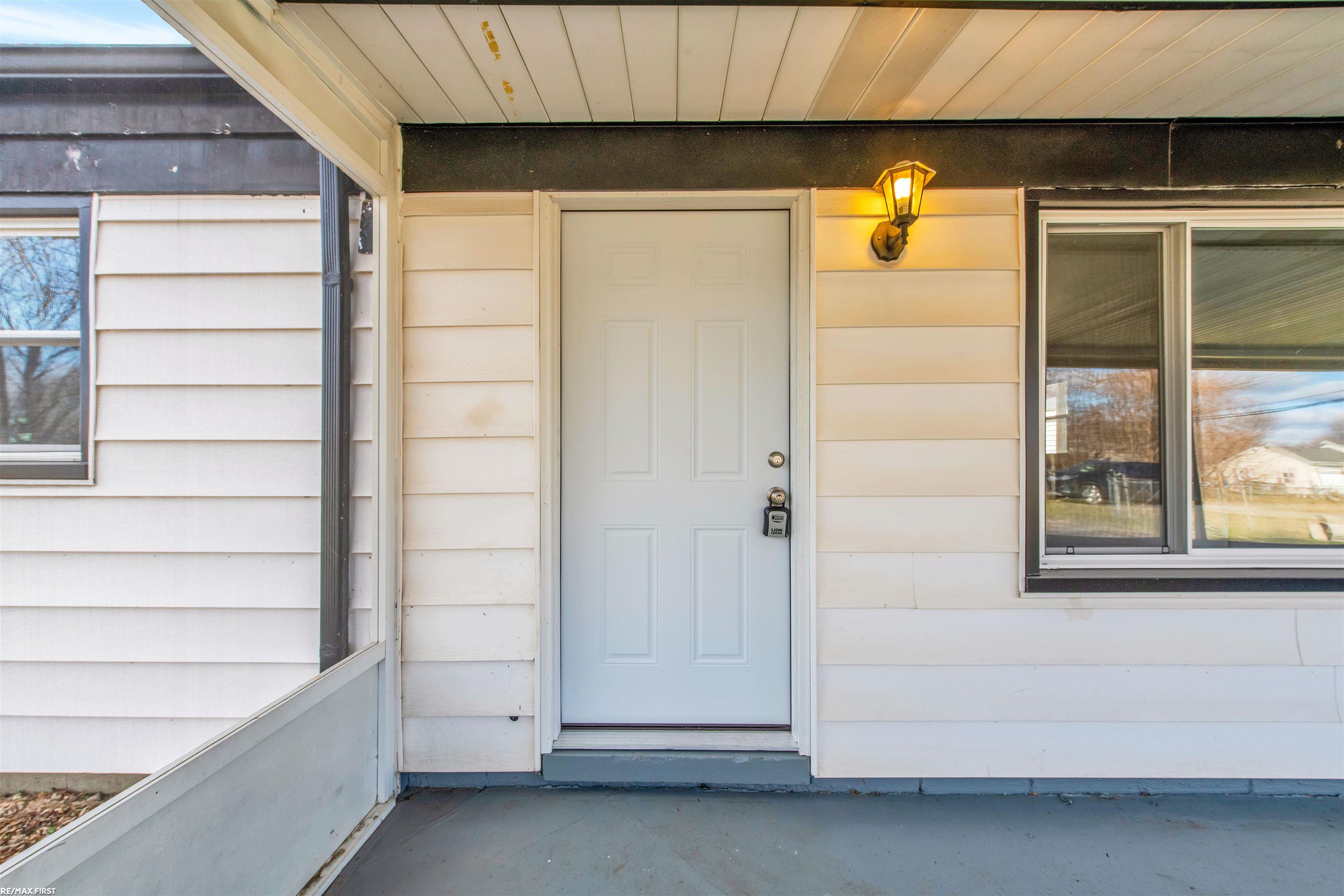 21082 Melborn Street Clinton, MI 48036 - Photo 18 of 25