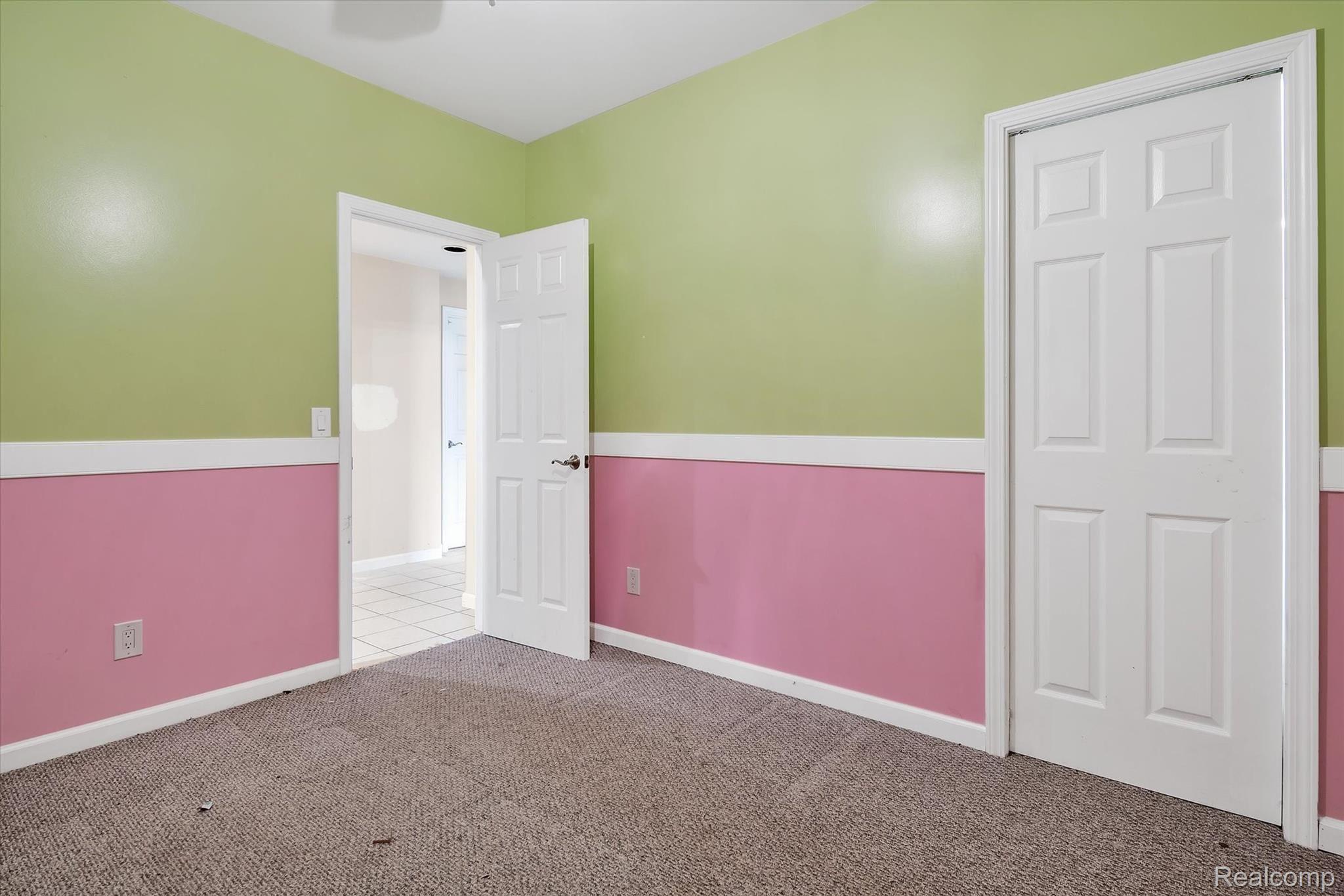 30 Sedum Road Howell, MI 48843 - Photo 36 of 50 40-30-Sedum-Rd-WindowStill-Real-Estate-Photography-40.jpg