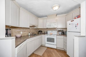 677 Quincy Shore Drive, Unit 112 Quincy, MA 02170 - Photo 22 of 26
