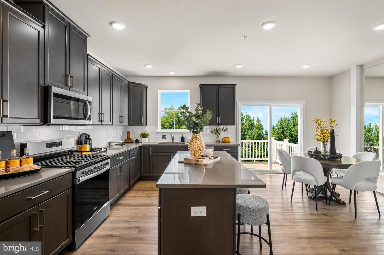 35 East Front Street Bridgeport, PA 19405 - Photo 5 of 27