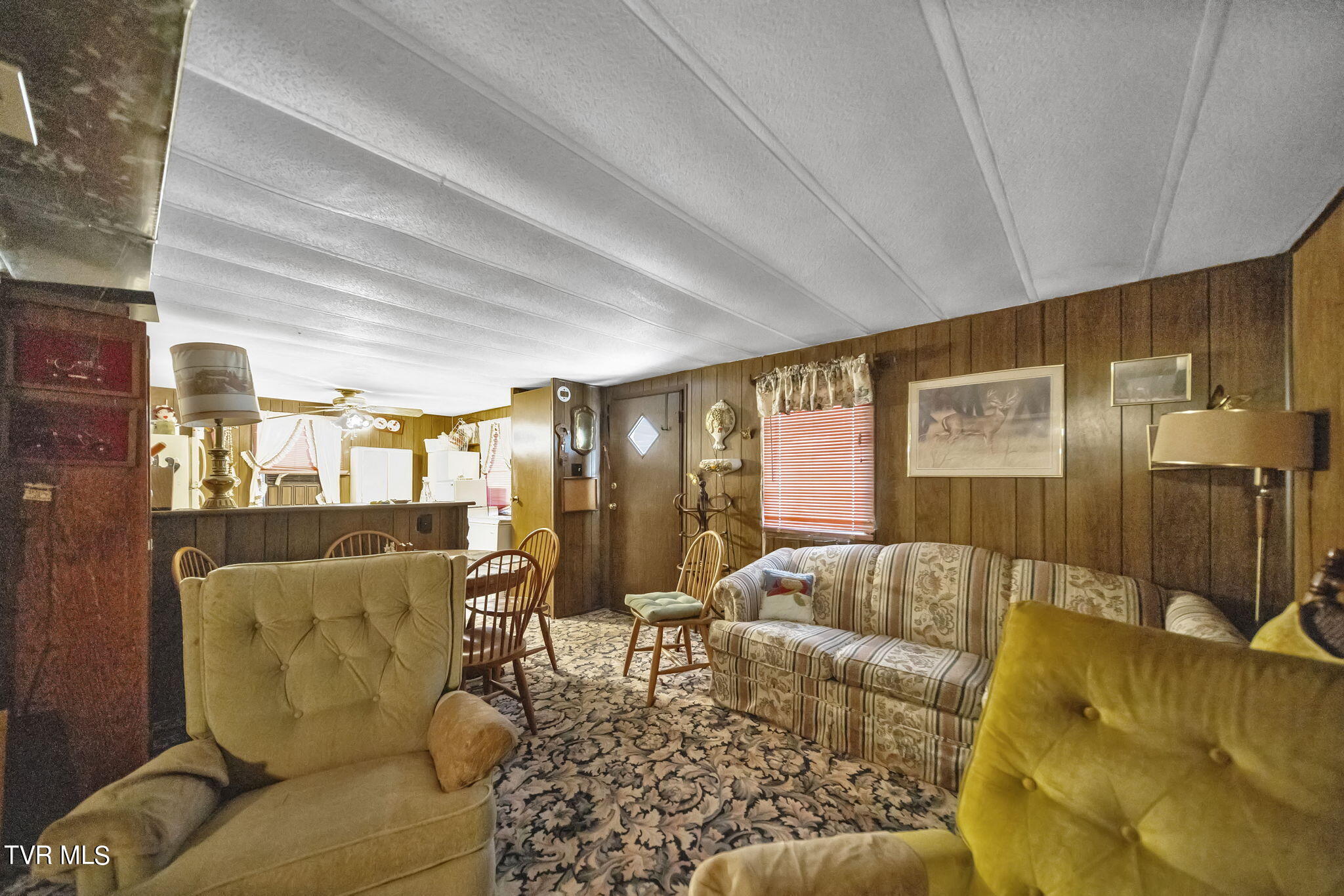 1643 Covington Road Dandridge, TN 37725 - Photo 7 of 22 6-web-or-mls-2B4A1339