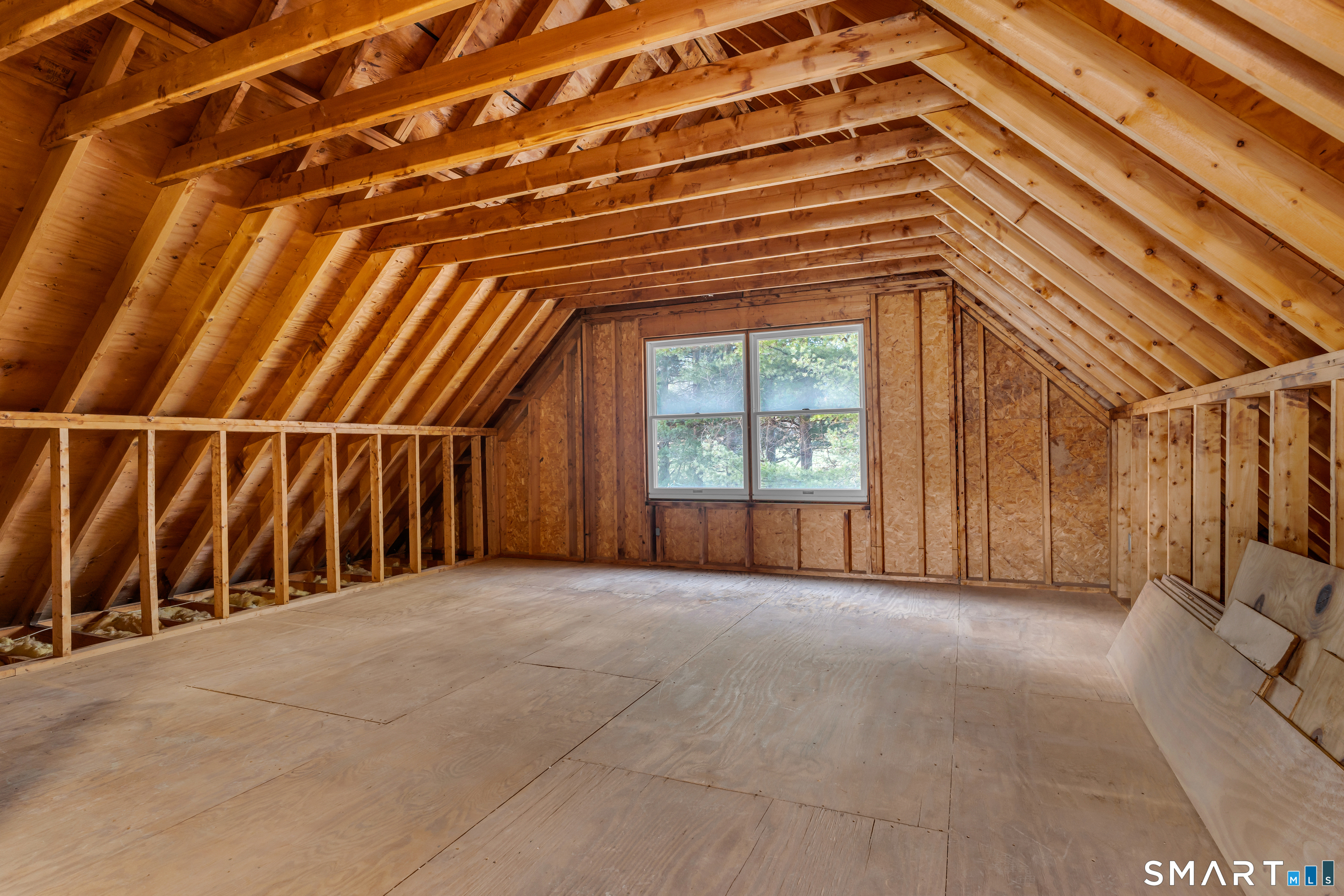 250 Elm Street Guilford, CT 06437 - Photo 20 of 25 a view of an empty room