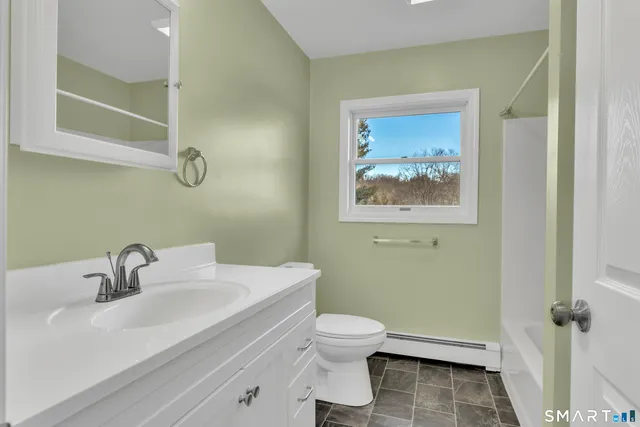 $350,000 | 250 Elm Street, Guilford, CT 06437