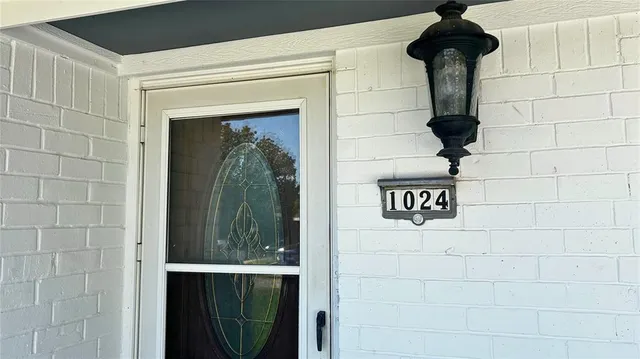 a view of a entryway