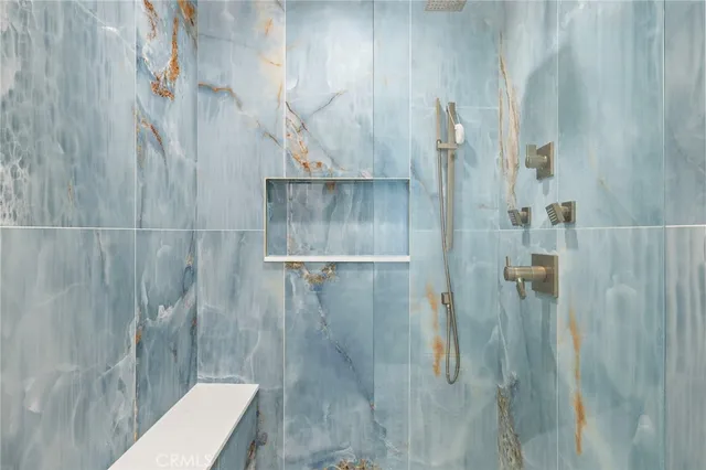 $1,850,000 | 12 Encore Court, Newport Beach, CA 92663