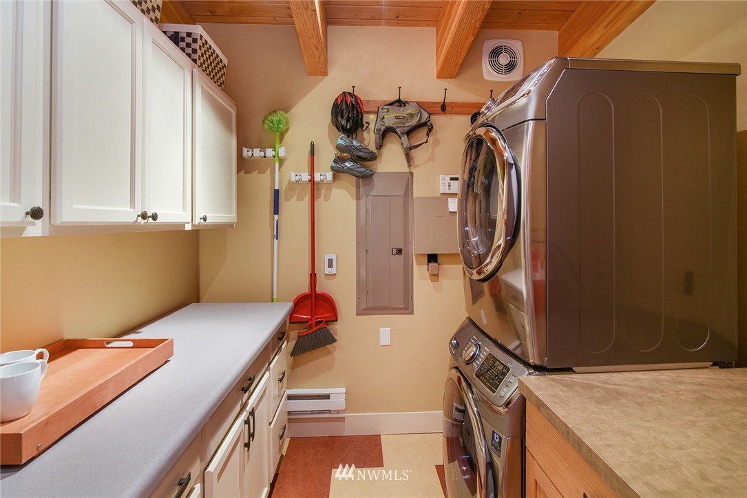 3000 Northeast Capstan Rock Road Tahuya, WA 98588 - Photo 12 of 40 Gallery Image 12