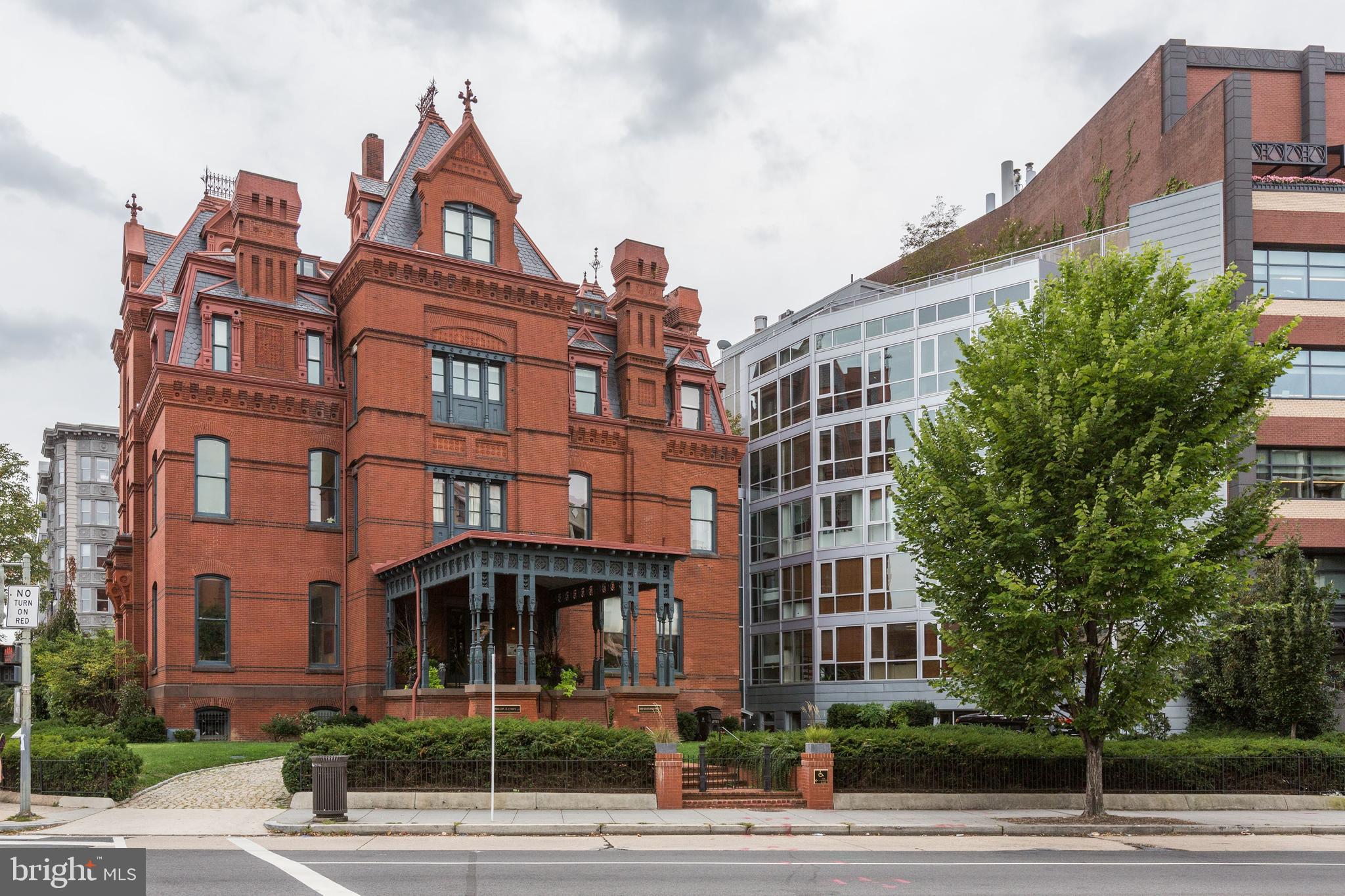 2000 Massachusetts Avenue Northwest, Unit R4 Washington, DC 20036 - Photo 2 of 65