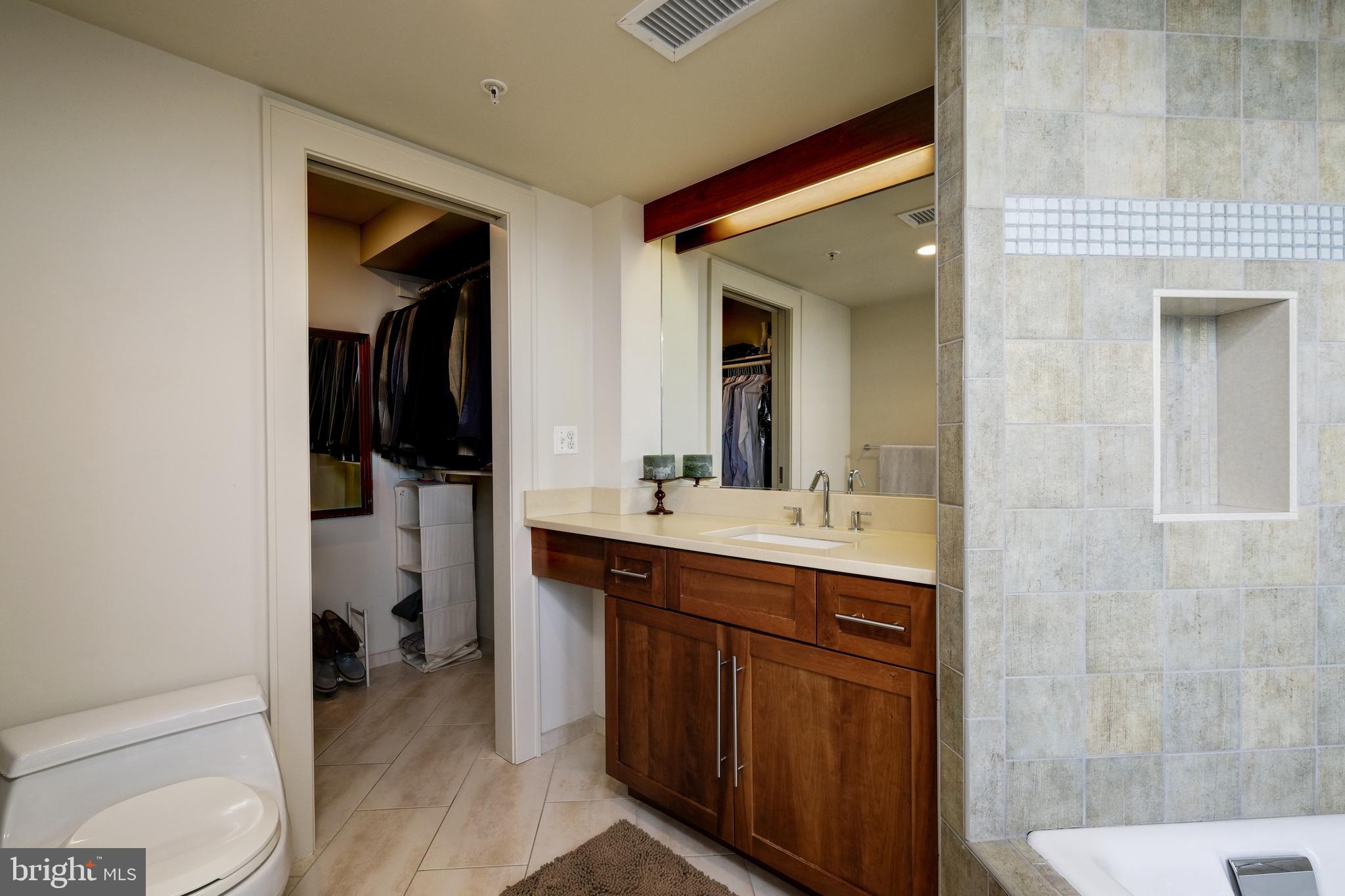 2000 Massachusetts Avenue Northwest, Unit R4 Washington, DC 20036 - Photo 41 of 65