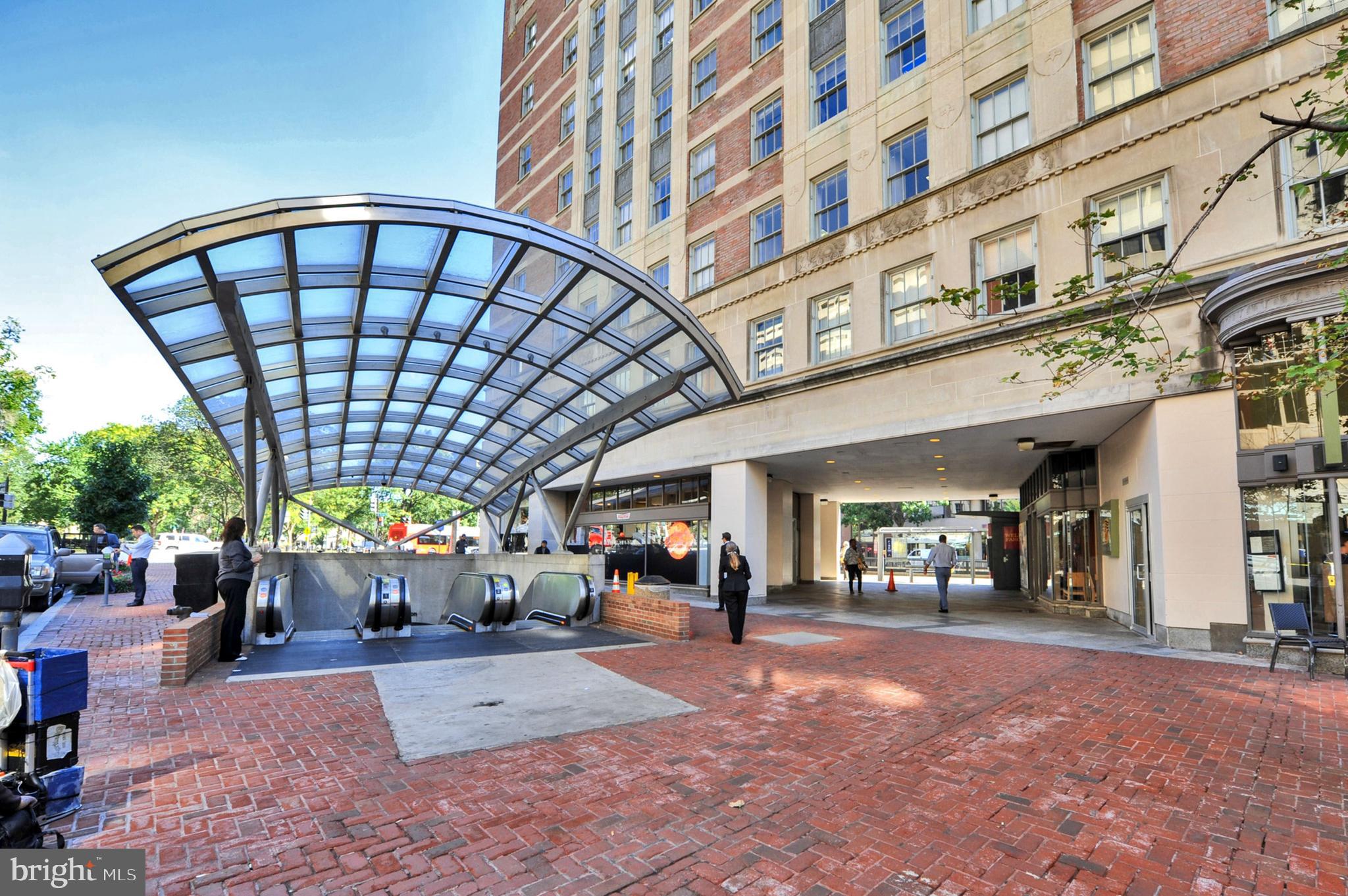 2000 Massachusetts Avenue Northwest, Unit R4 Washington, DC 20036 - Photo 52 of 65