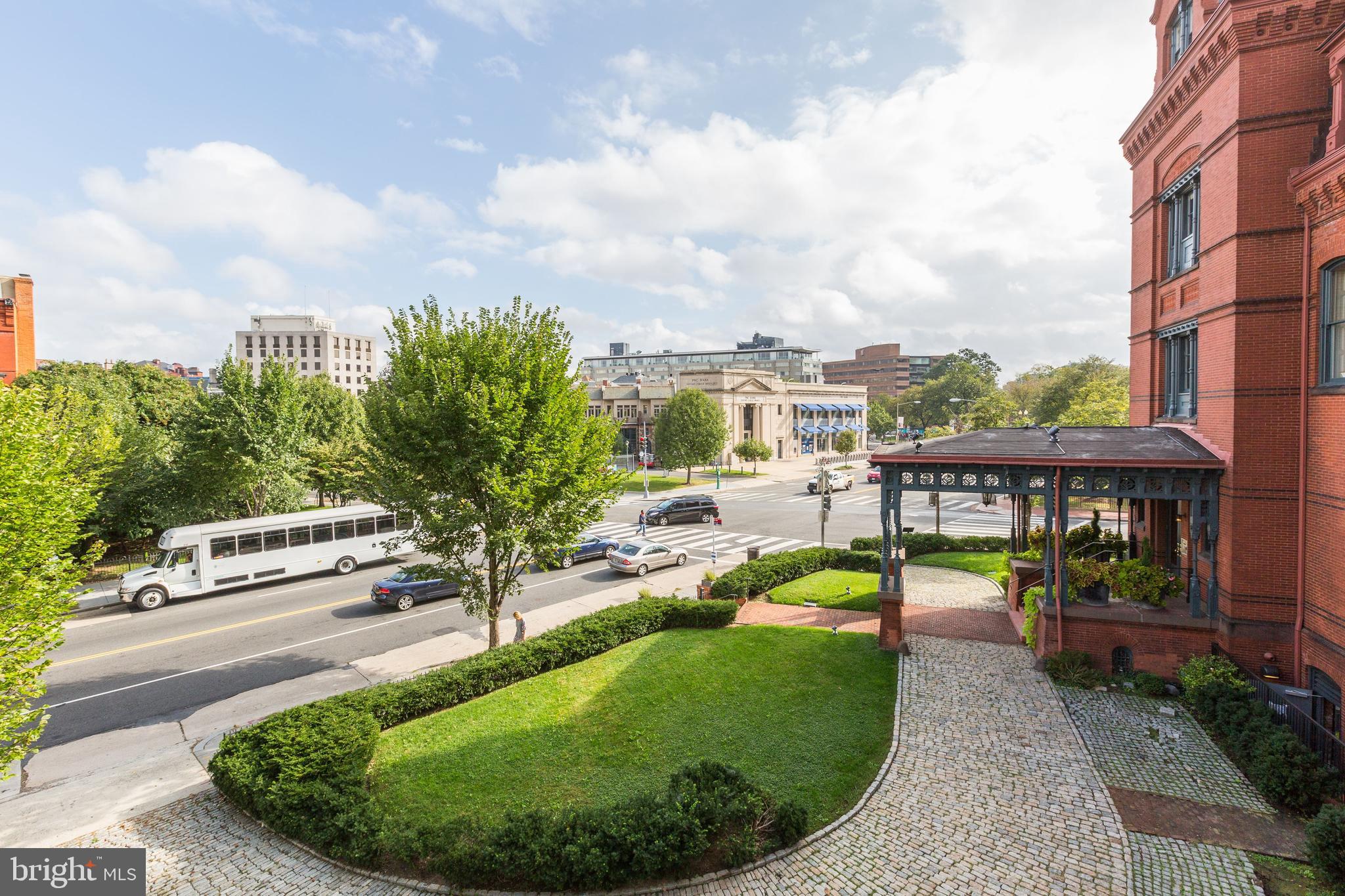 2000 Massachusetts Avenue Northwest, Unit R4 Washington, DC 20036 - Photo 55 of 65