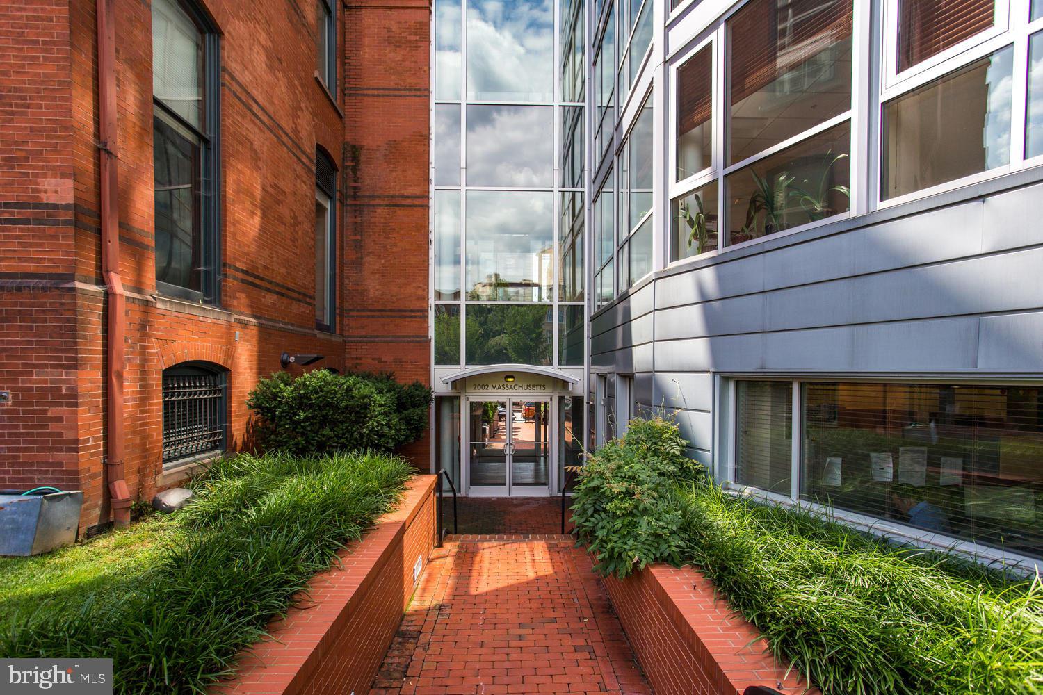 2000 Massachusetts Avenue Northwest, Unit R4 Washington, DC 20036 - Photo 7 of 65