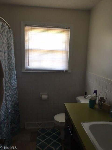 1221 Old Linwood Road Lexington, NC 27292 - Photo 10 of 21 Gallery Image 10
