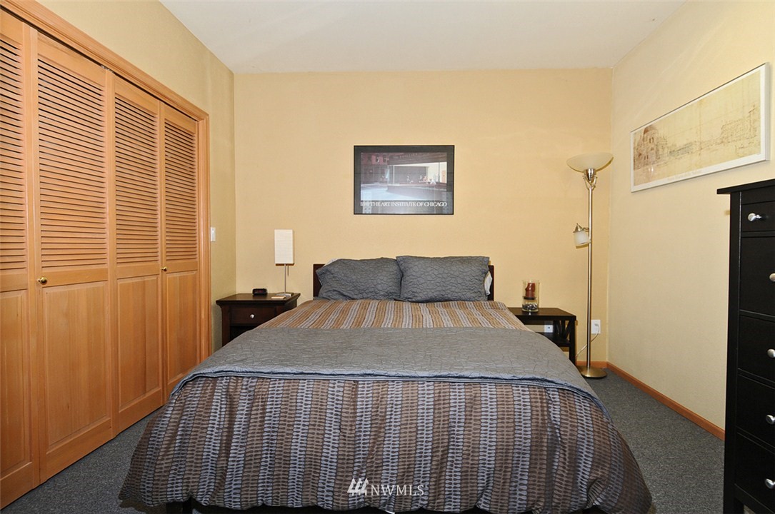 8462 Tillicum Road Southwest Seattle, WA 98136 - Photo 11 of 15
