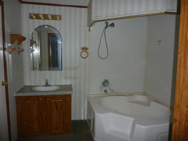 136 Ballenger Road Carthage, TN 37030 - Photo 9 of 10 Gallery Image 9