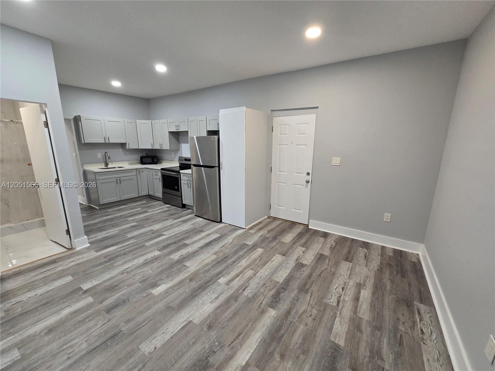 1629 Southwest 6th Street, Unit 4 Miami, FL 33135 - Photo 27 of 43