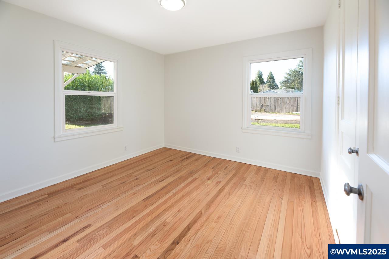 742 Walnut Street Lebanon, OR 97355 - Photo 28 of 42 Gallery Image 28
