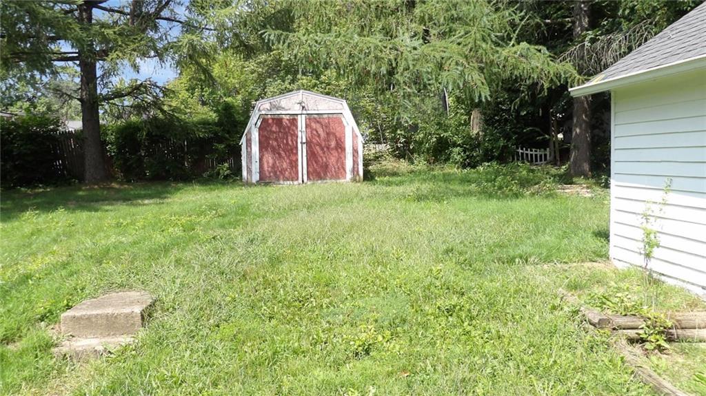 887 Quarry Place Sharon, PA 16146 - Photo 15 of 15 a view of backyard with green space