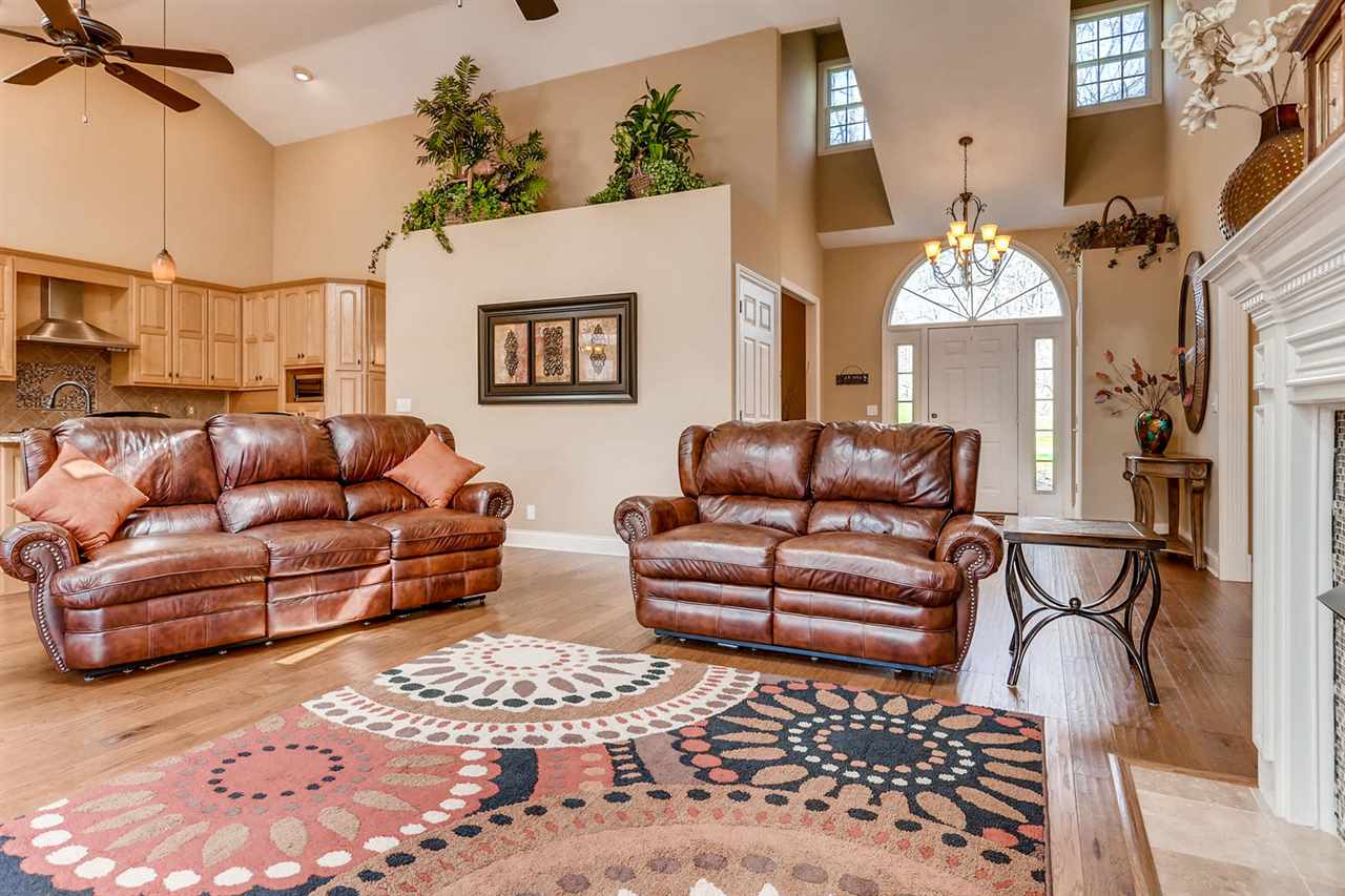 1141 Pine Gate Road Evansville, IN 47725 - Photo 6 of 36 Gallery Image 6