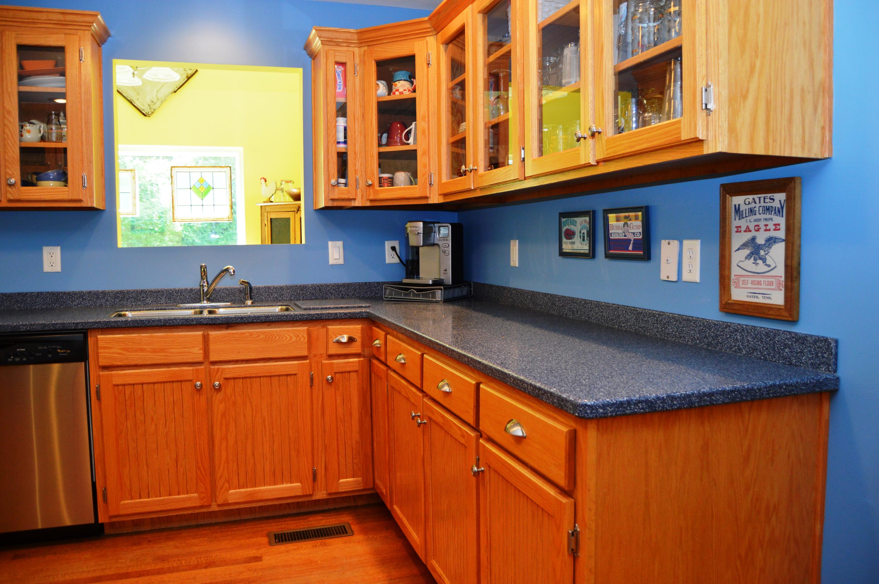 9127 Rocky Point Road Soddy Daisy, TN 37379 - Photo 8 of 51 Kitchen 5