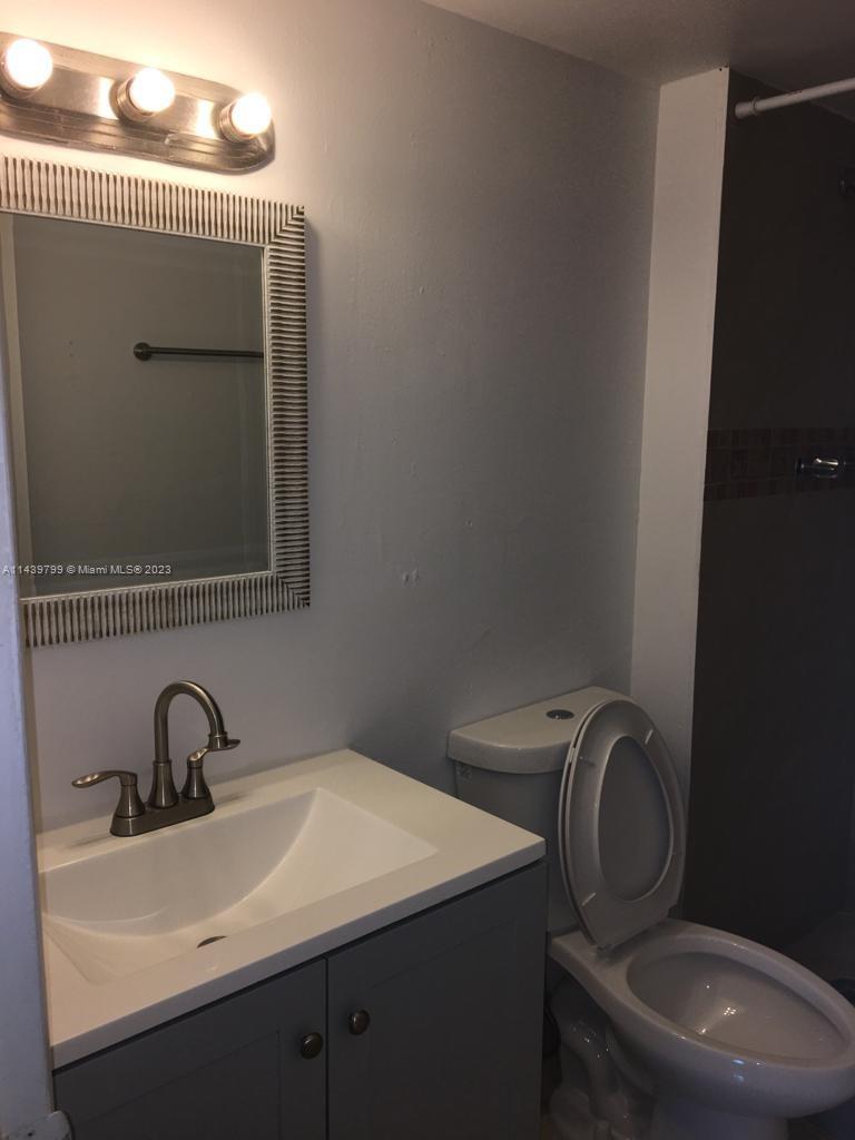 498 Northwest 165th Street, Unit D205 Miami, FL 33169 - Photo 12 of 18
