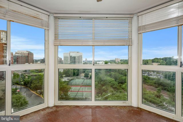 $740,000 | 2121 Jamieson Avenue, Unit 1003, Alexandria, VA 22314