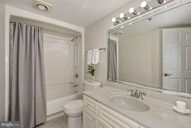 $740,000 | 2121 Jamieson Avenue, Unit 1003, Alexandria, VA 22314